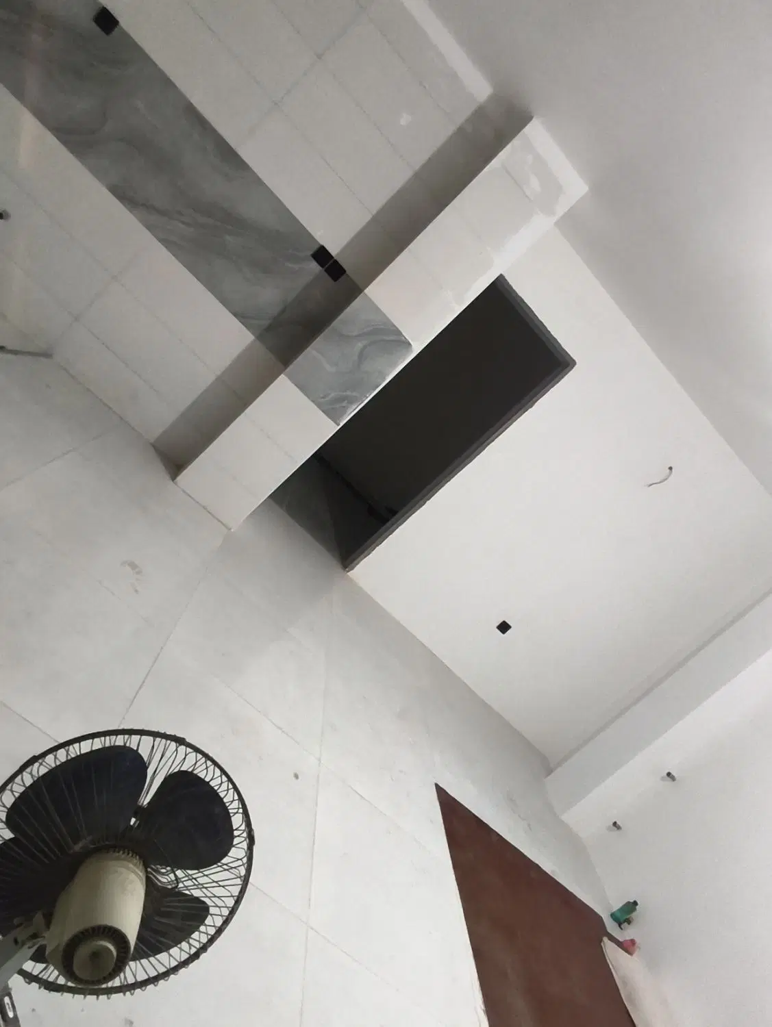 منزل سه طبقه نوساز+سند تک برگ