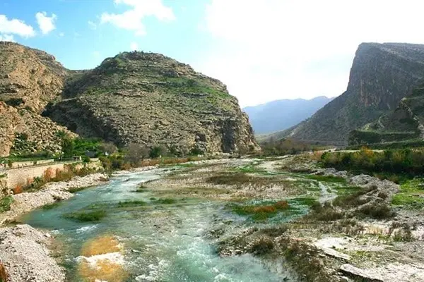 فروش زمین مسکونی در روستای غار شاپور