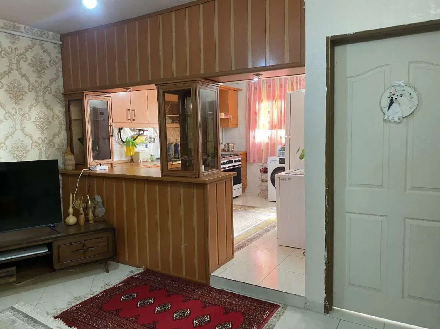 آپارتمان شیک در شرق سپاه