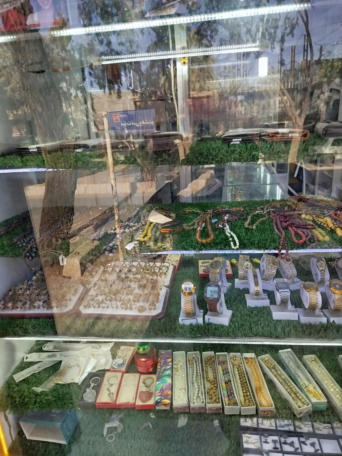 مغازه کرایه ای