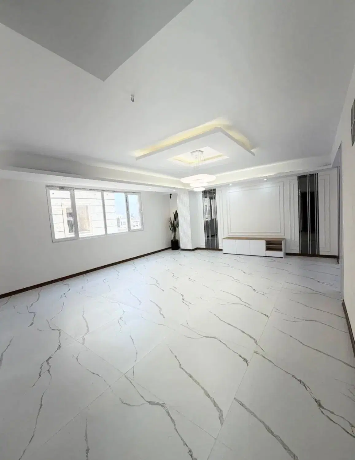68 متر دو خواب + پارکینگ سندی + غرق نور