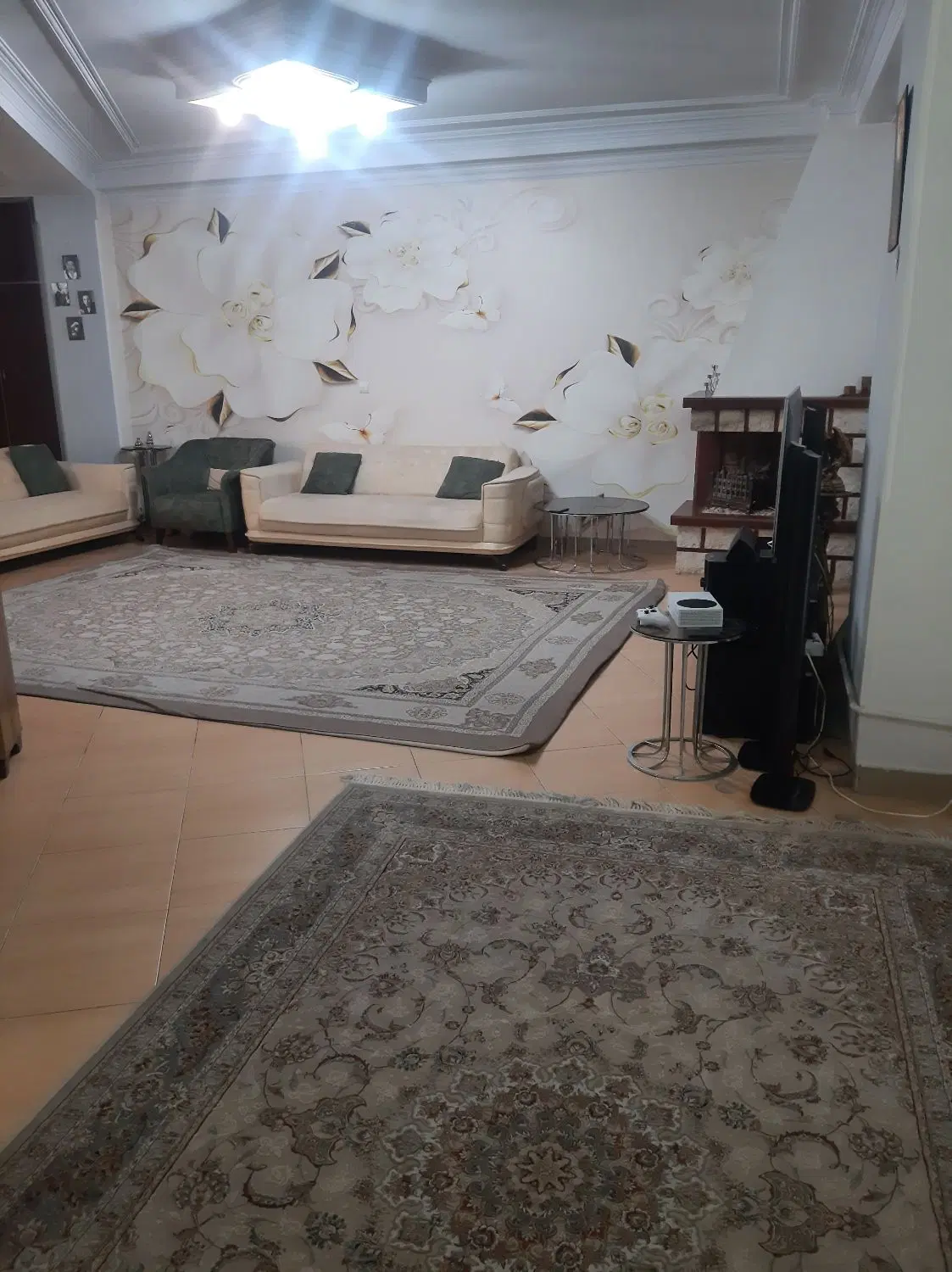 آپارتمان ۱۰۰ متری تک واحدی گمرک