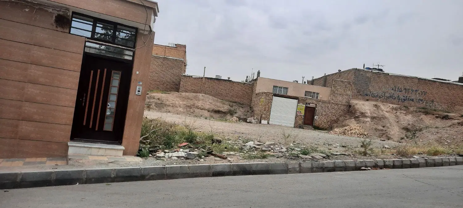 زمین مسکونی .حاشیه میلان امامت ۳۱