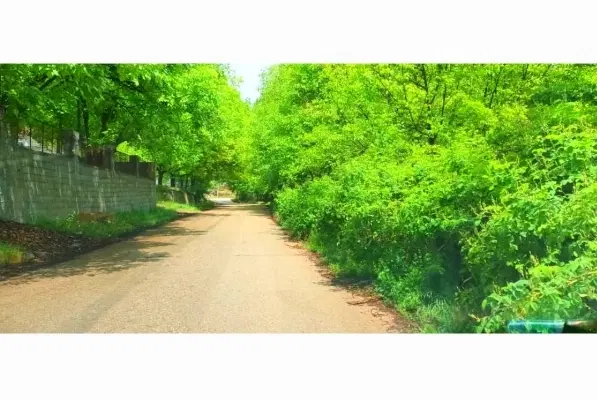 زمین خام شیب دار .اب برق گاز