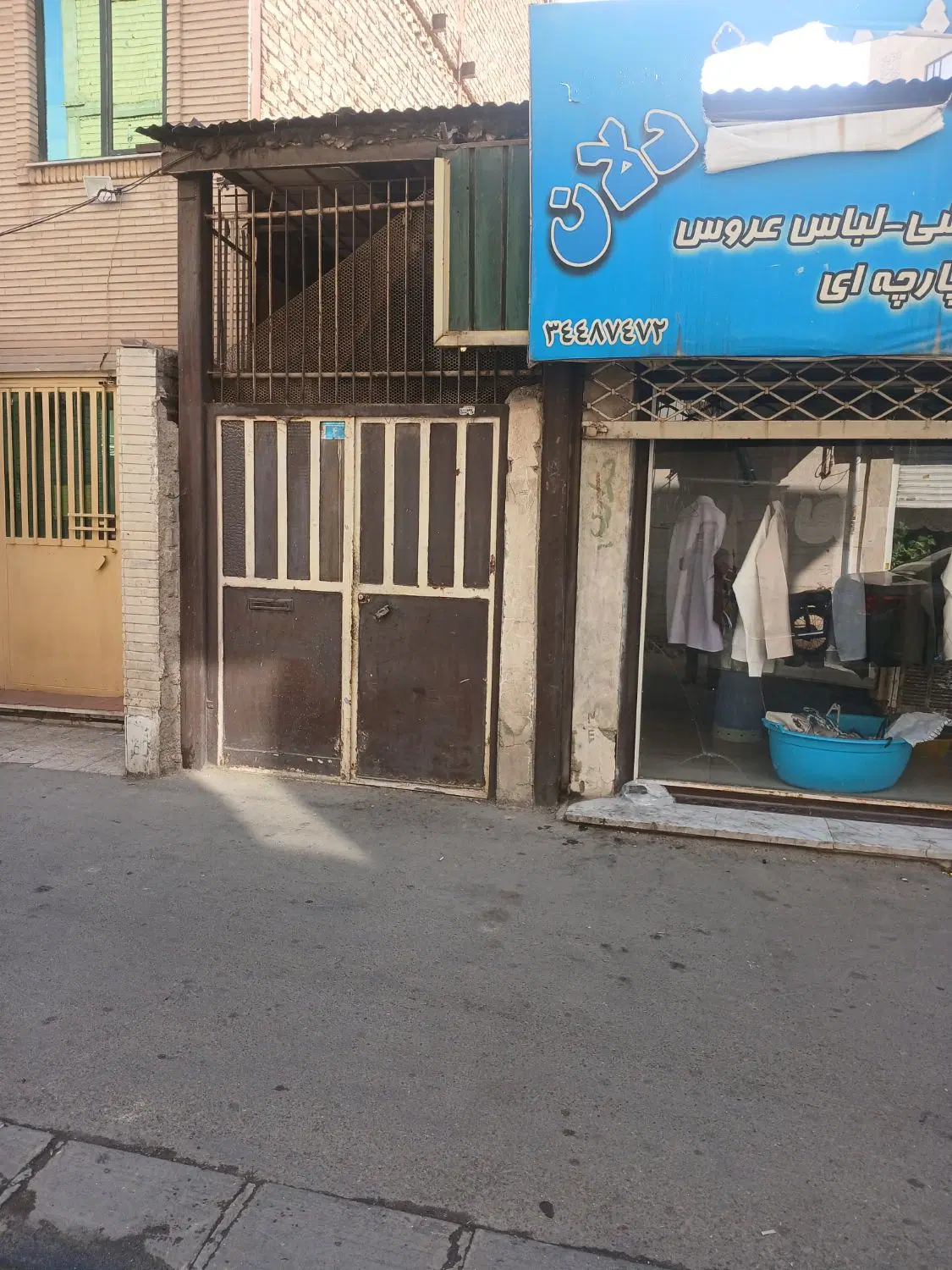23 متر زیرزمین راه جدا (برای کارگاه و تجاری)