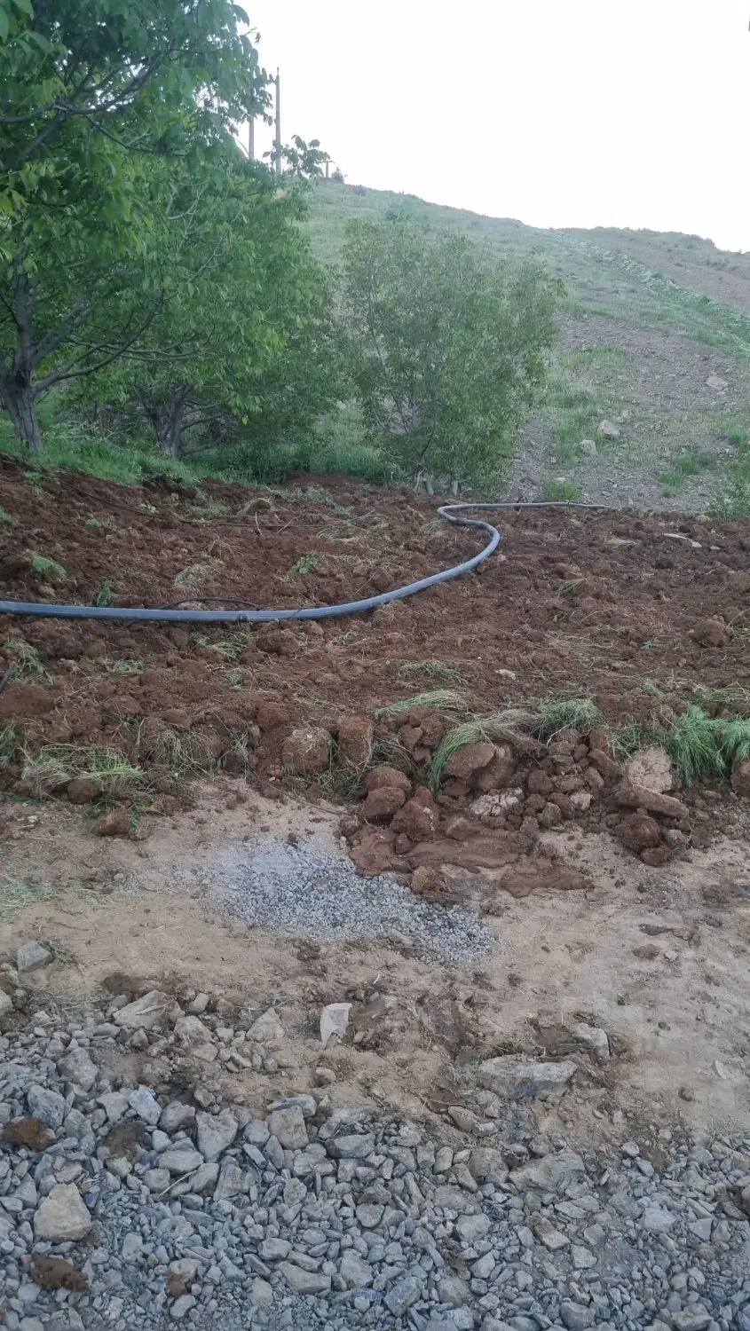 باغ رو اتوبان اصلی سنندج