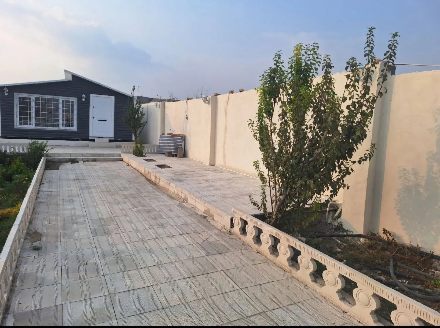 باغچه فروشی دهشاد