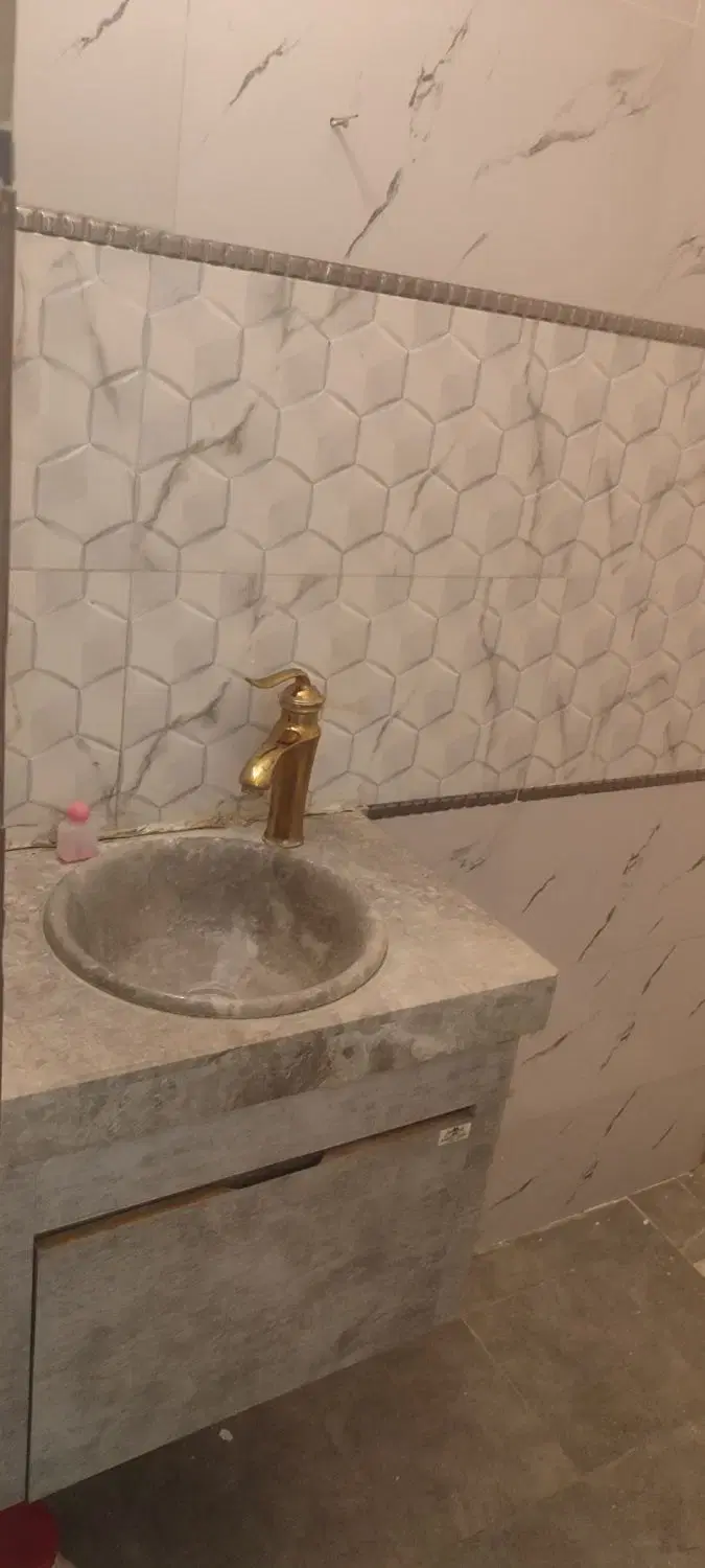 آپارتمان نوساز95متری تک واحدی( بحر  طالقانی)