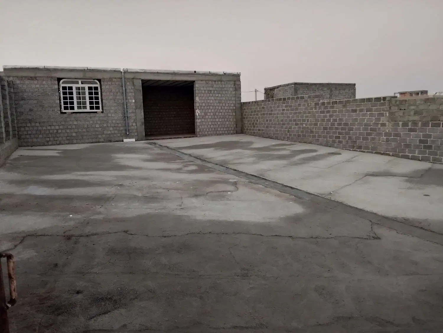 اجاره کارگاه ۳۰۰ متری