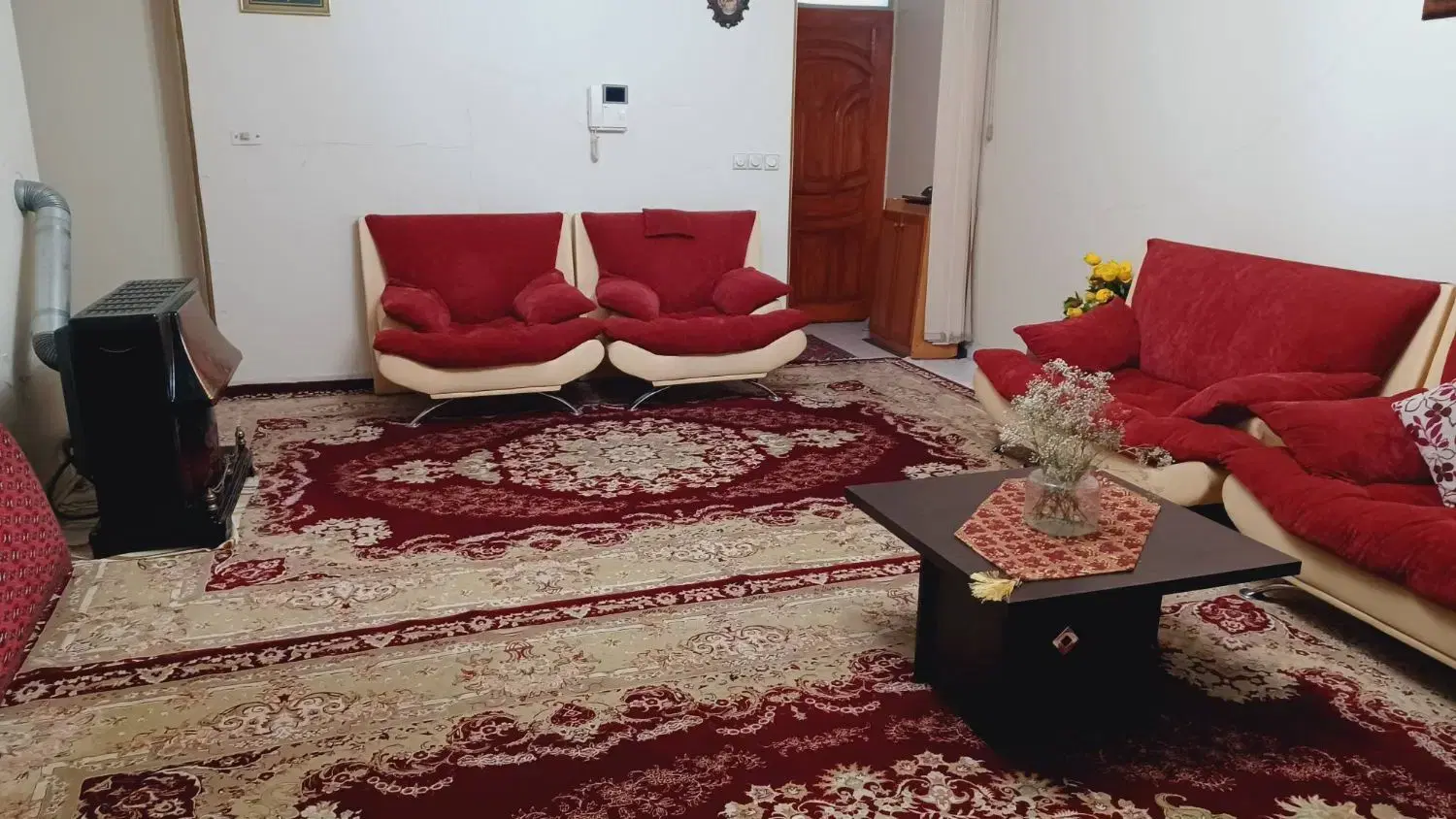 طبقه روی همکف ۱۲۰متر دوخواب،قولنامه