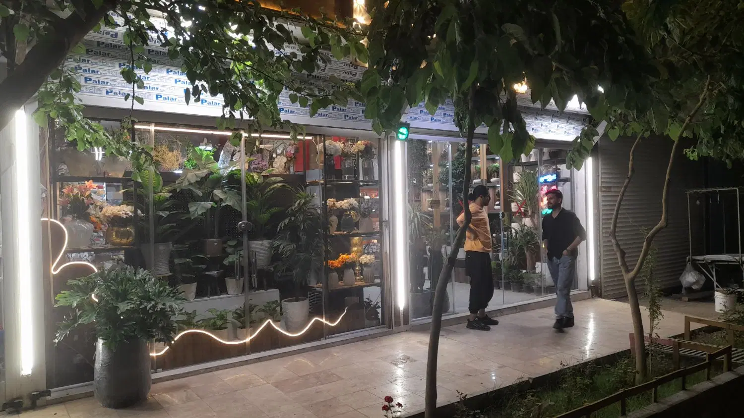 مغازه ۸متر بحر بنیاد ۶۵ متری