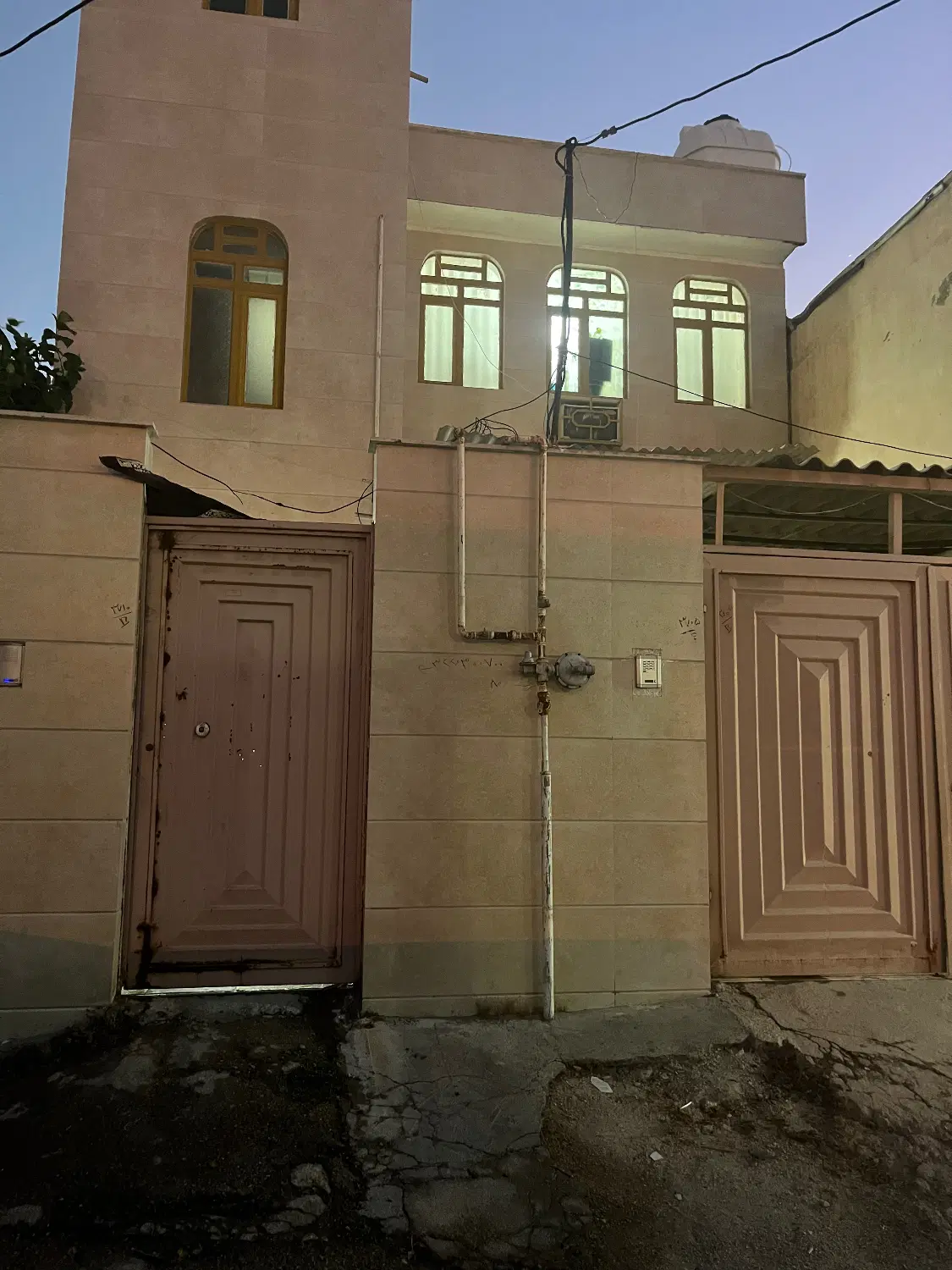 دو واحدی یکجا در خیابان جمهوری