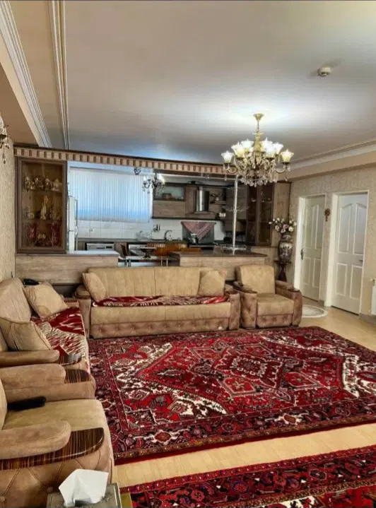 آپارتمان ورزش یاسمن نصف راه