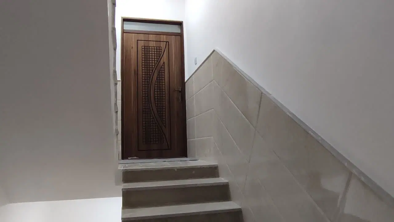 منزل 3 طبقه مجزا