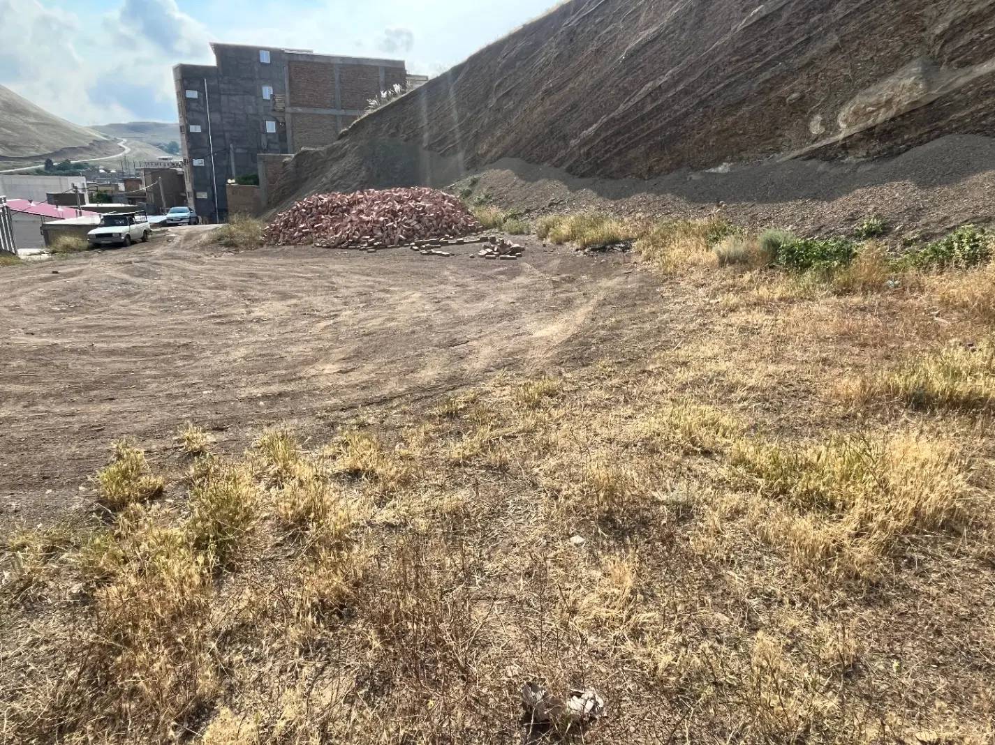 زمین با ویو عالی