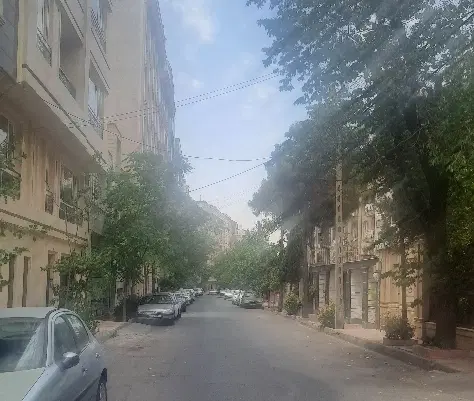 136 متر  3 خواب  مناسب سکونت و سرمایه گزاری