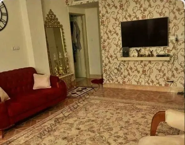 خانه با وسایل کامل(نیازمند همخانه خانم)