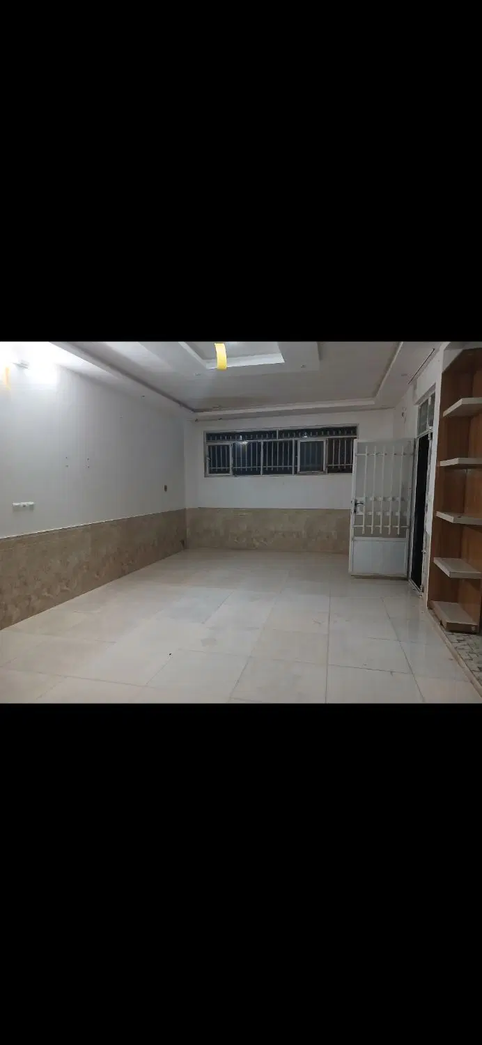 مسکونی طبقه همکف تک خواب دهپایین