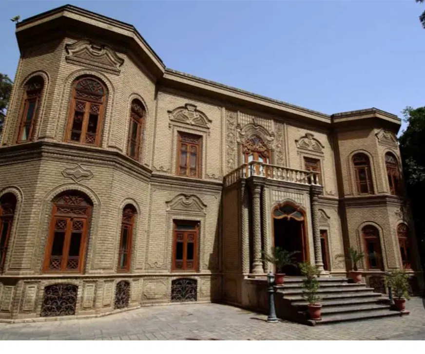 مغازه فروشی