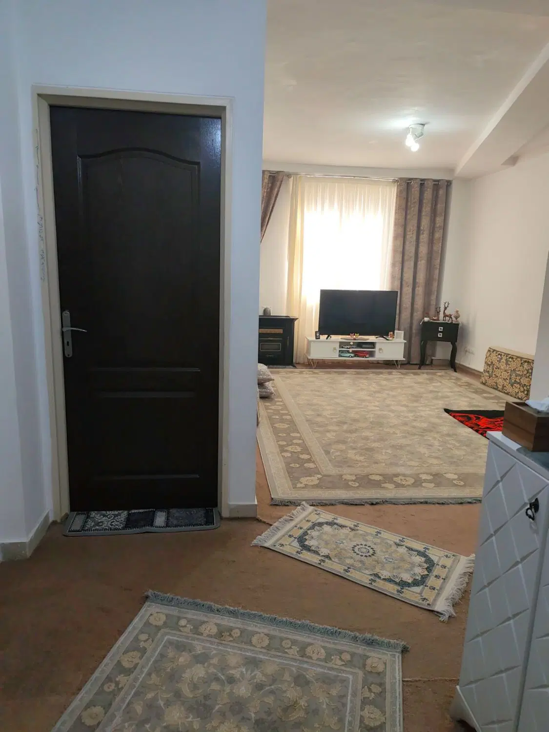 واحد تکسام