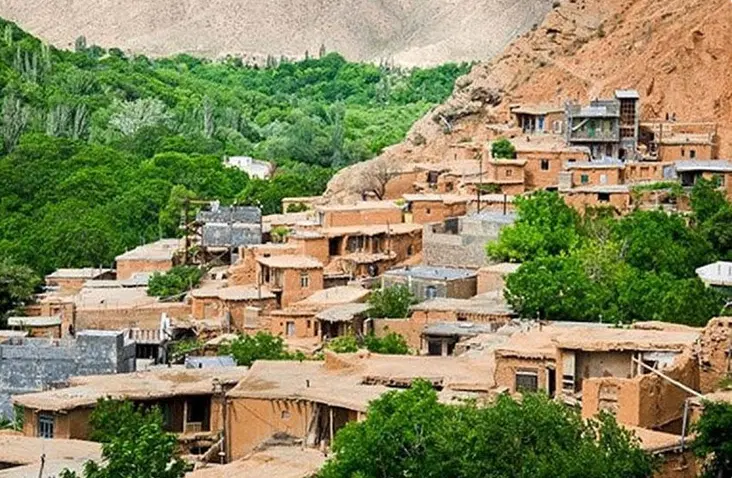 منزل کلنگی نبش کوچه اصلی