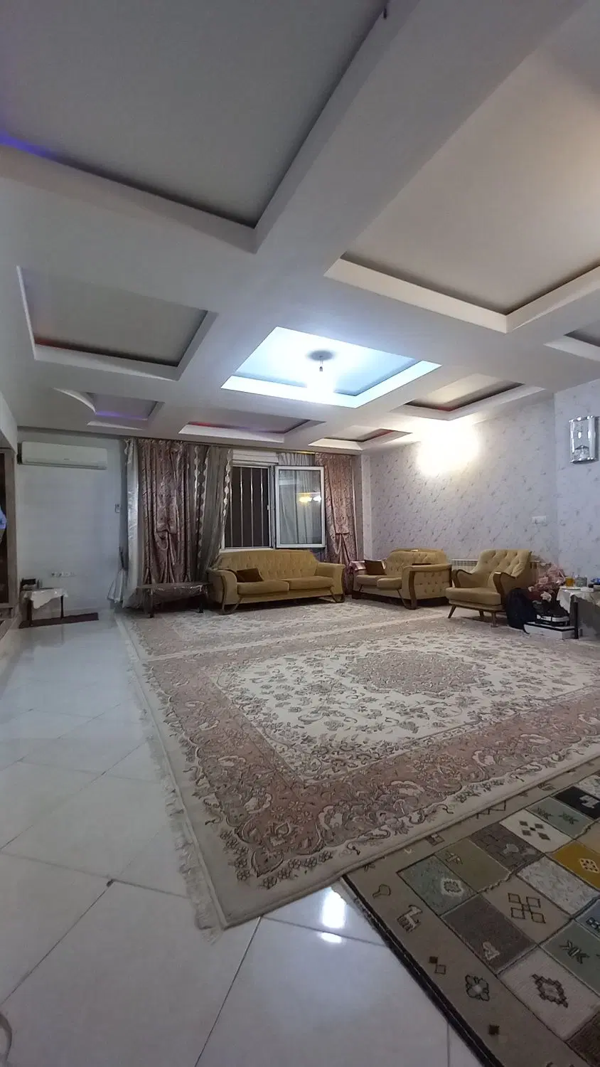 آپارتمان ۱۲۰ متری پونک