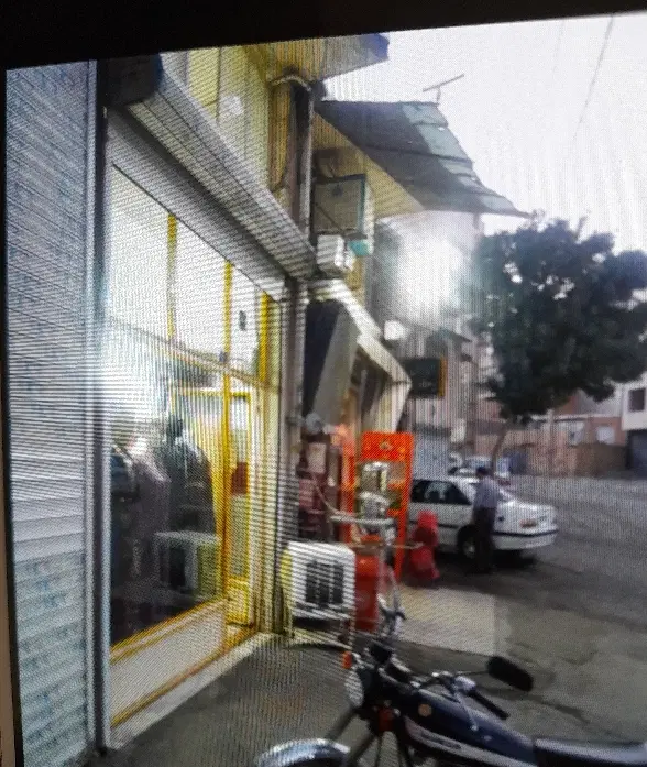 مغازه شریف آباد