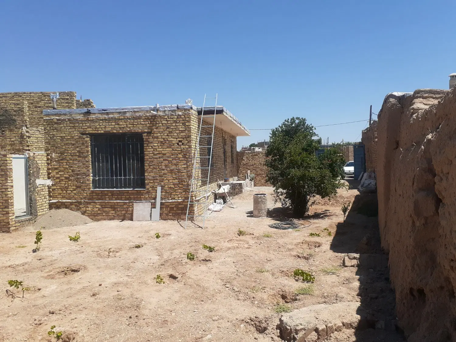 خانه باغ درزرشوران