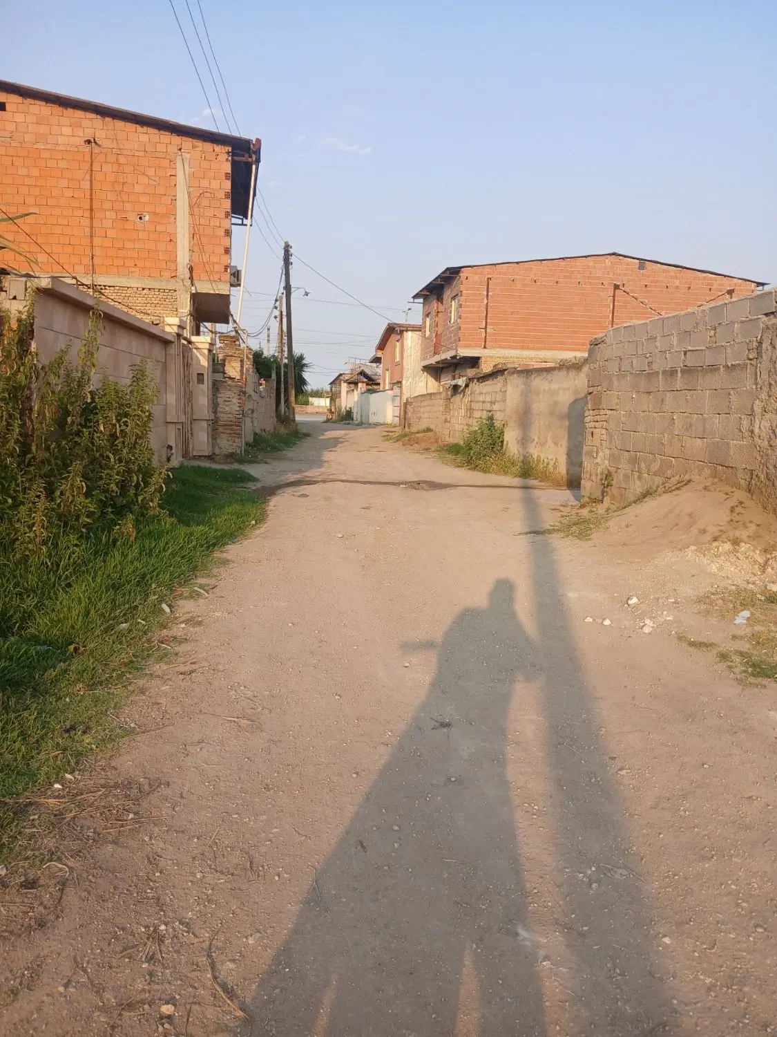 ۲۱۰ متر زمین مسکونی