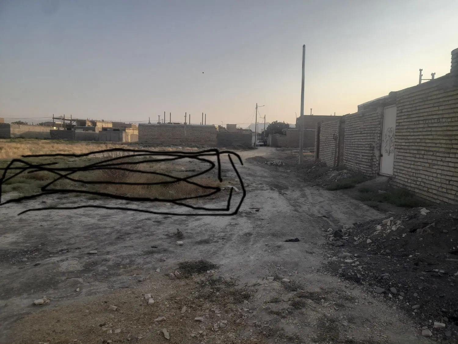زمین بعثت ۶کوچه سوم کوچه ۶متری