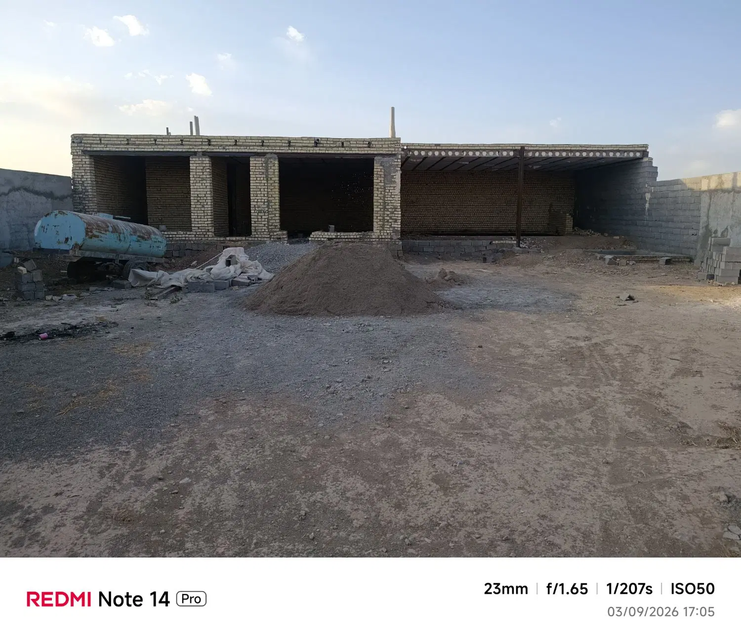 زمین 500متری دور دیوار آب مدار برق گاز تحویل