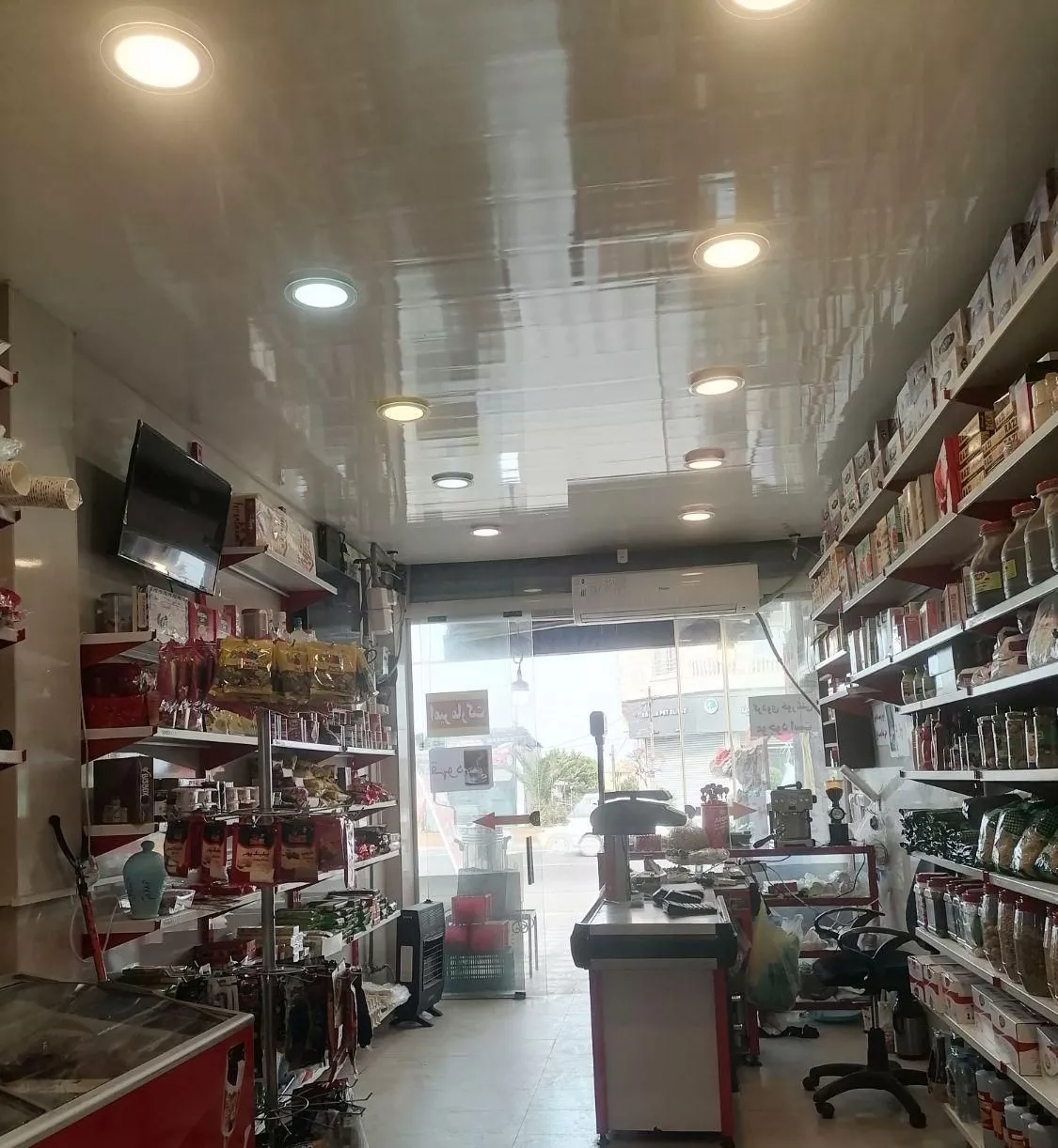 ۴۰ متر تجاری شش دانگ
