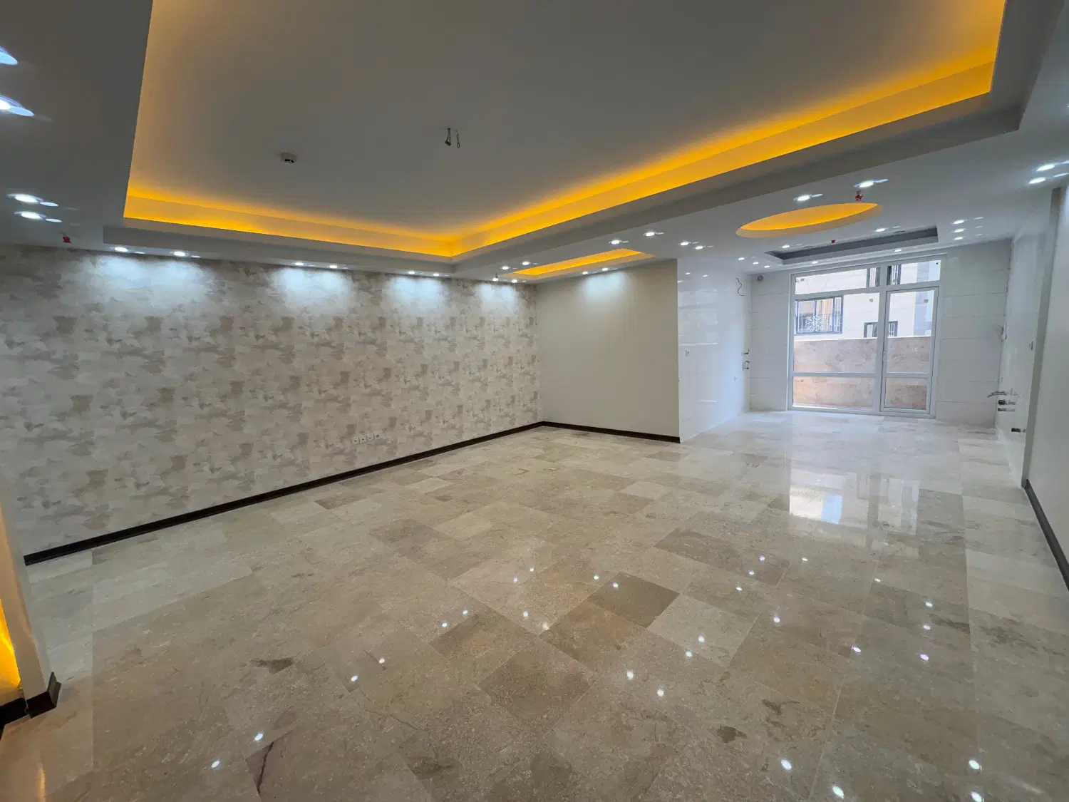 اپارتمان ۱۰۰ متر ۲ خواب نوساز(تهران نو)