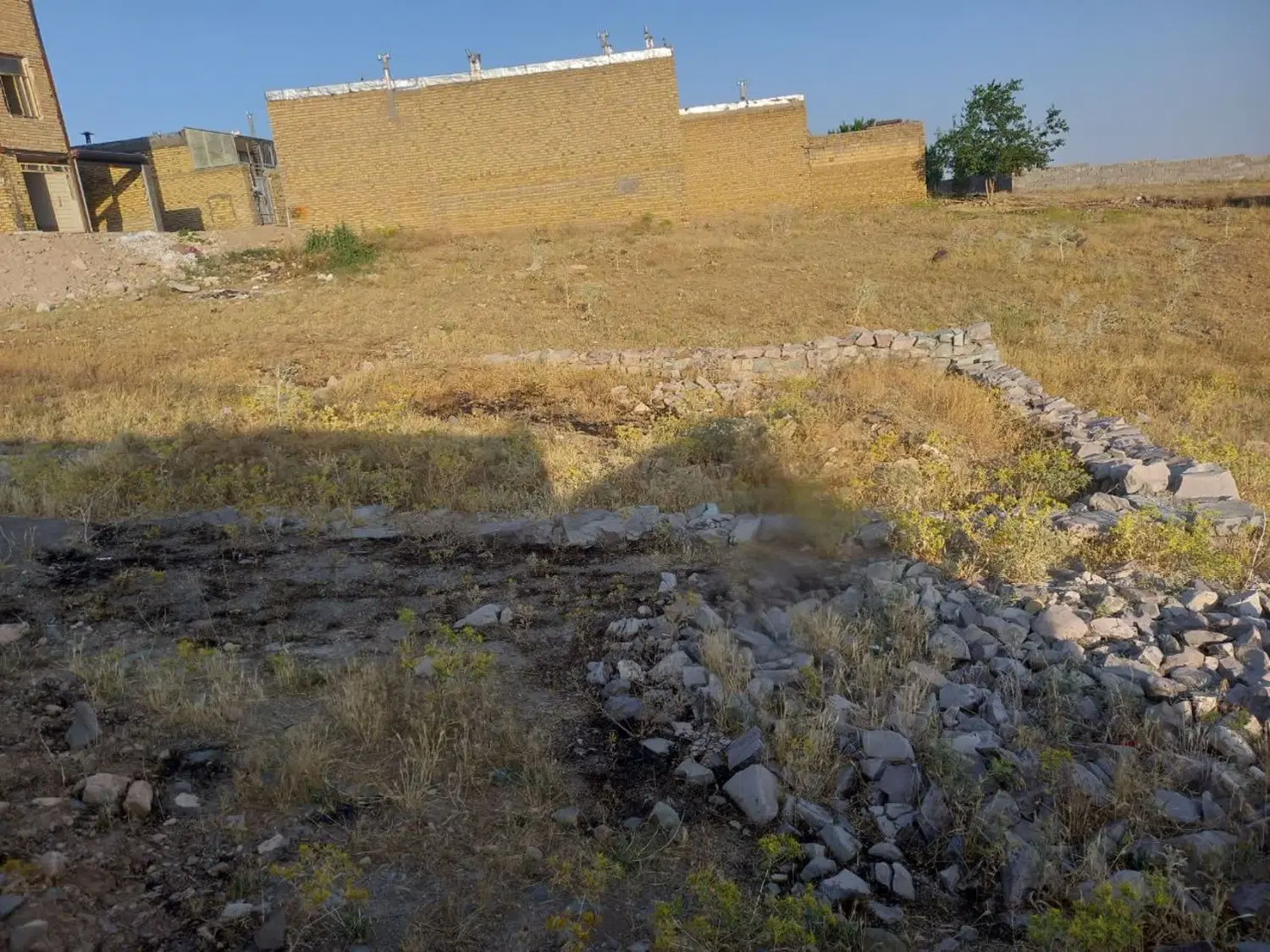 زمین دواسب داخل محدوده