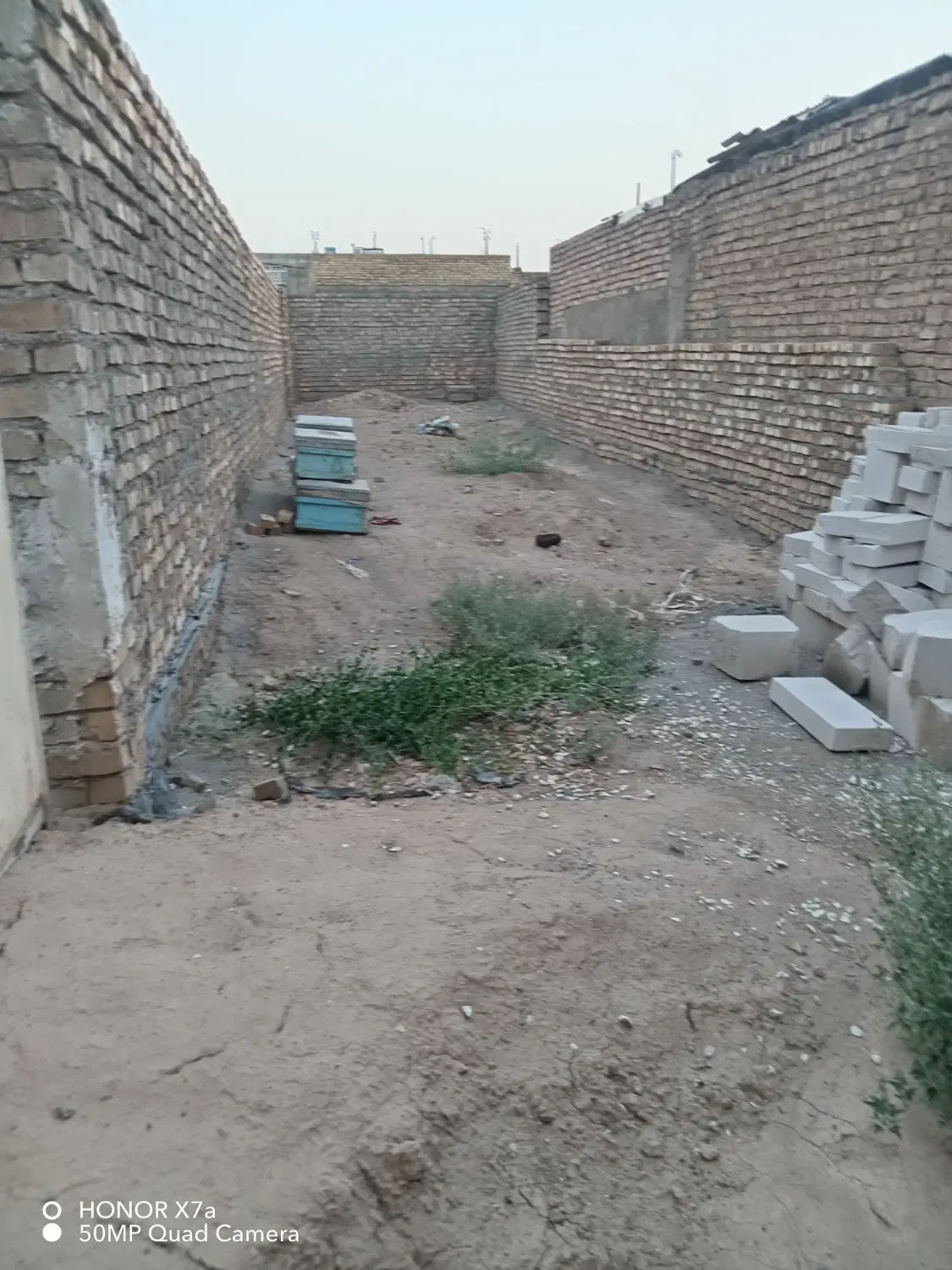 چهار دیواری دو کله فروشی در بهشتی 8