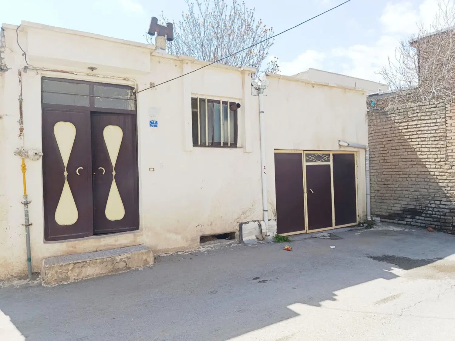 اجاره خانه دربست در پزشکیان کوچه آخر سمت چپ