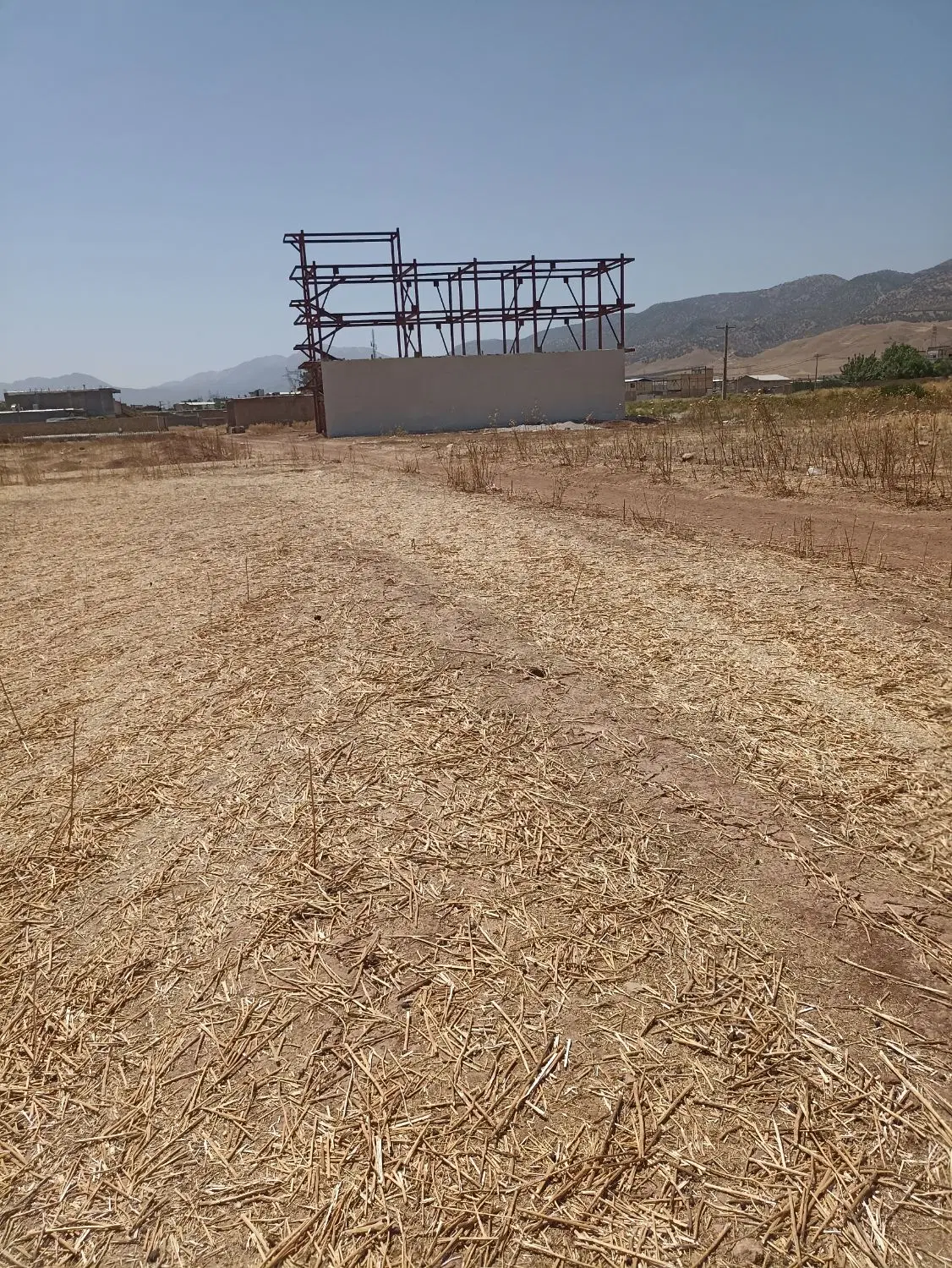 زمین روستای دارایی