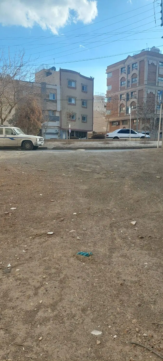 زمین مسکونی