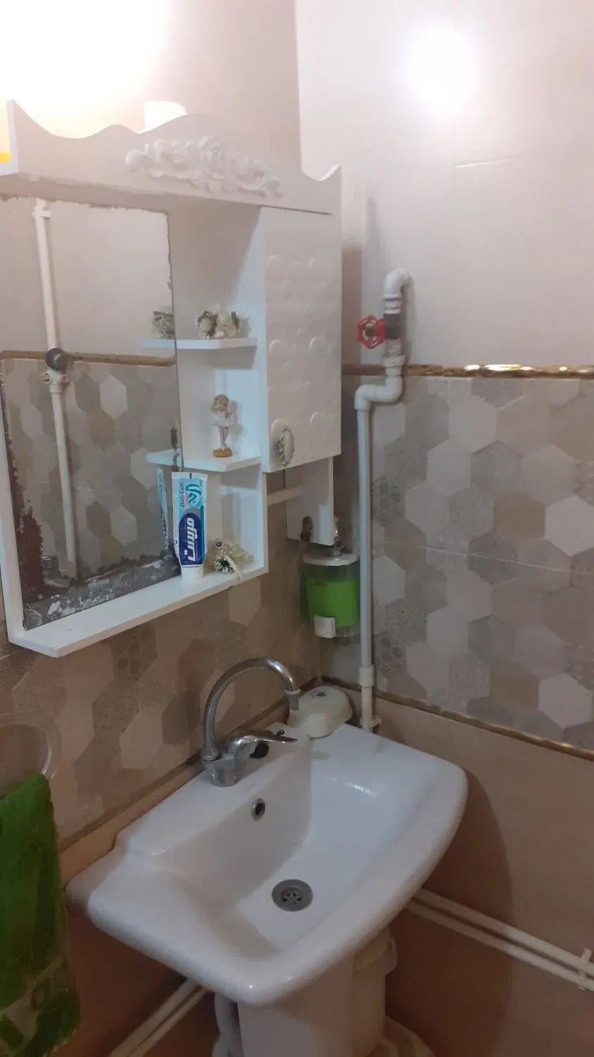 آپارتمان تک واحدی سند تک برگ