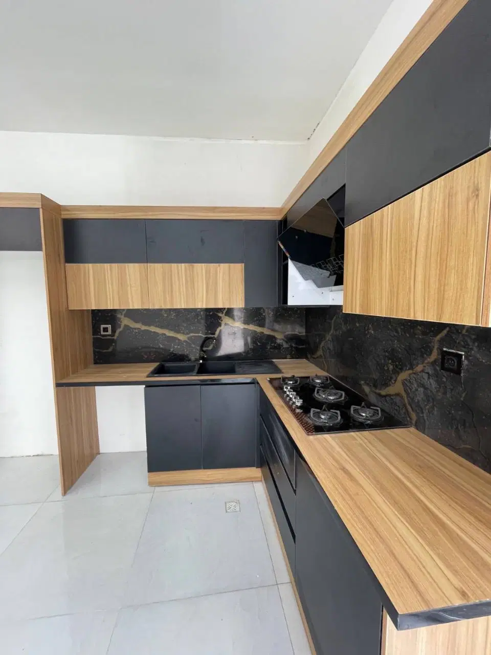 ۲۳۰متری خوش ساخت دامنه جنگل نور _سنددار شهرک خصوصی
