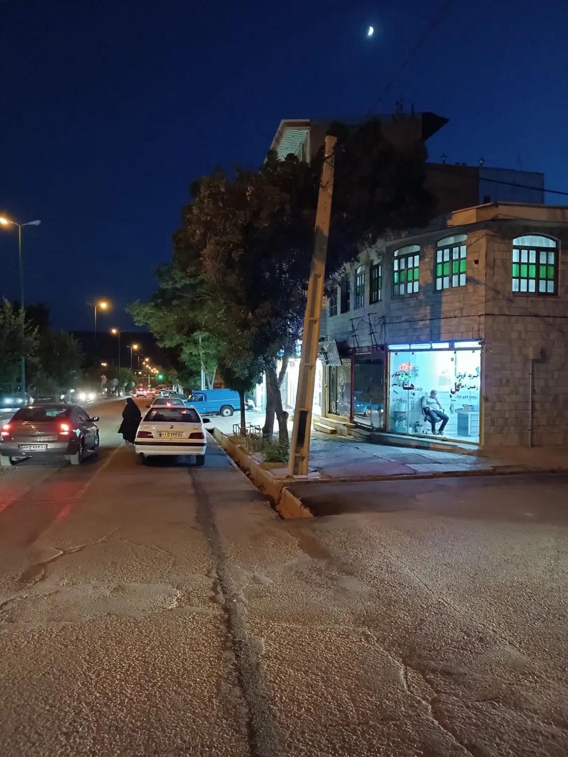 اجاره مغازه تجاری بر بلوار دانشگاه