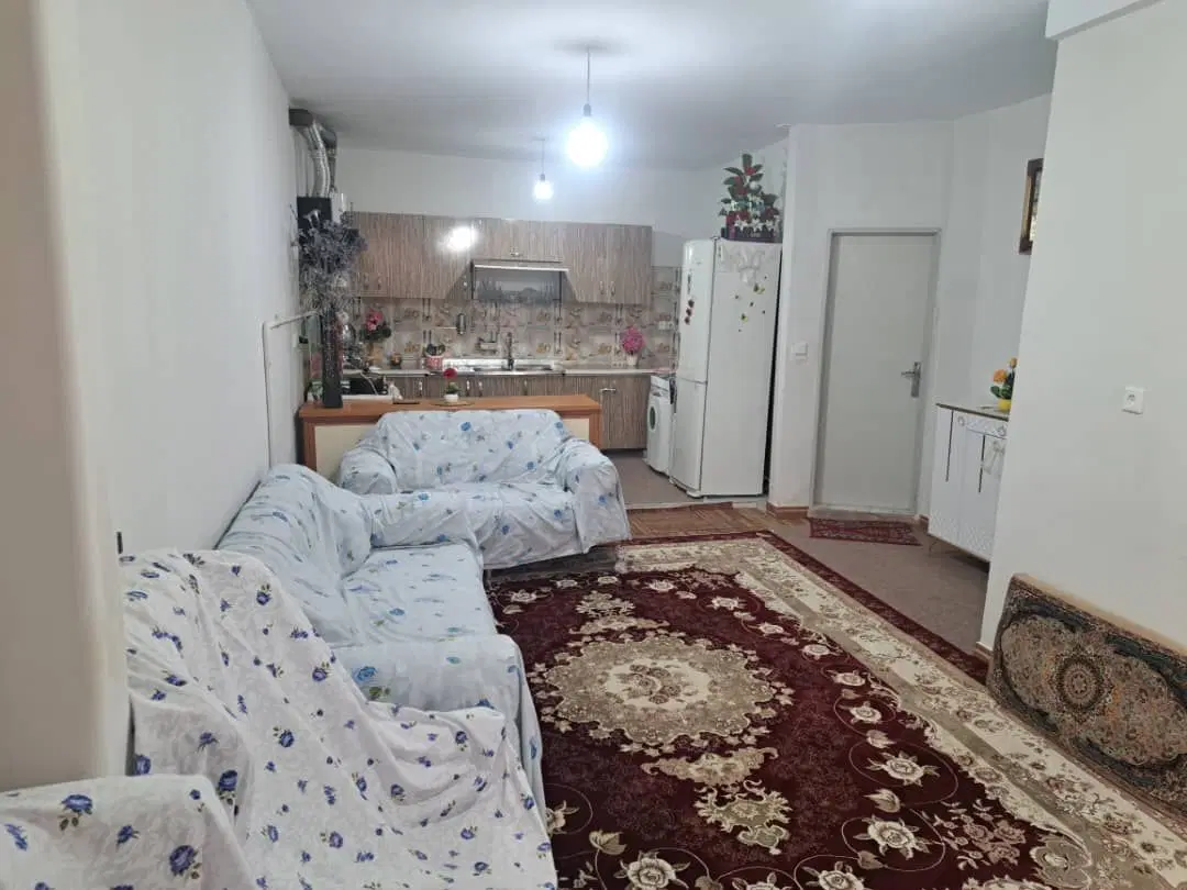 خانه دربست راه جدا حیاط ماشین رو