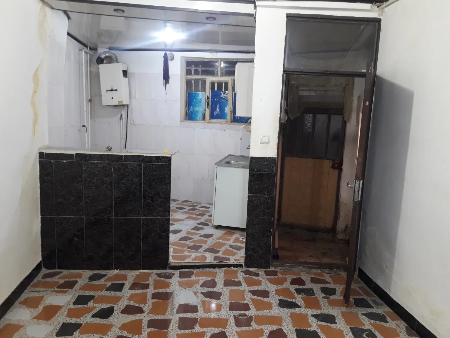 فروشی خانه