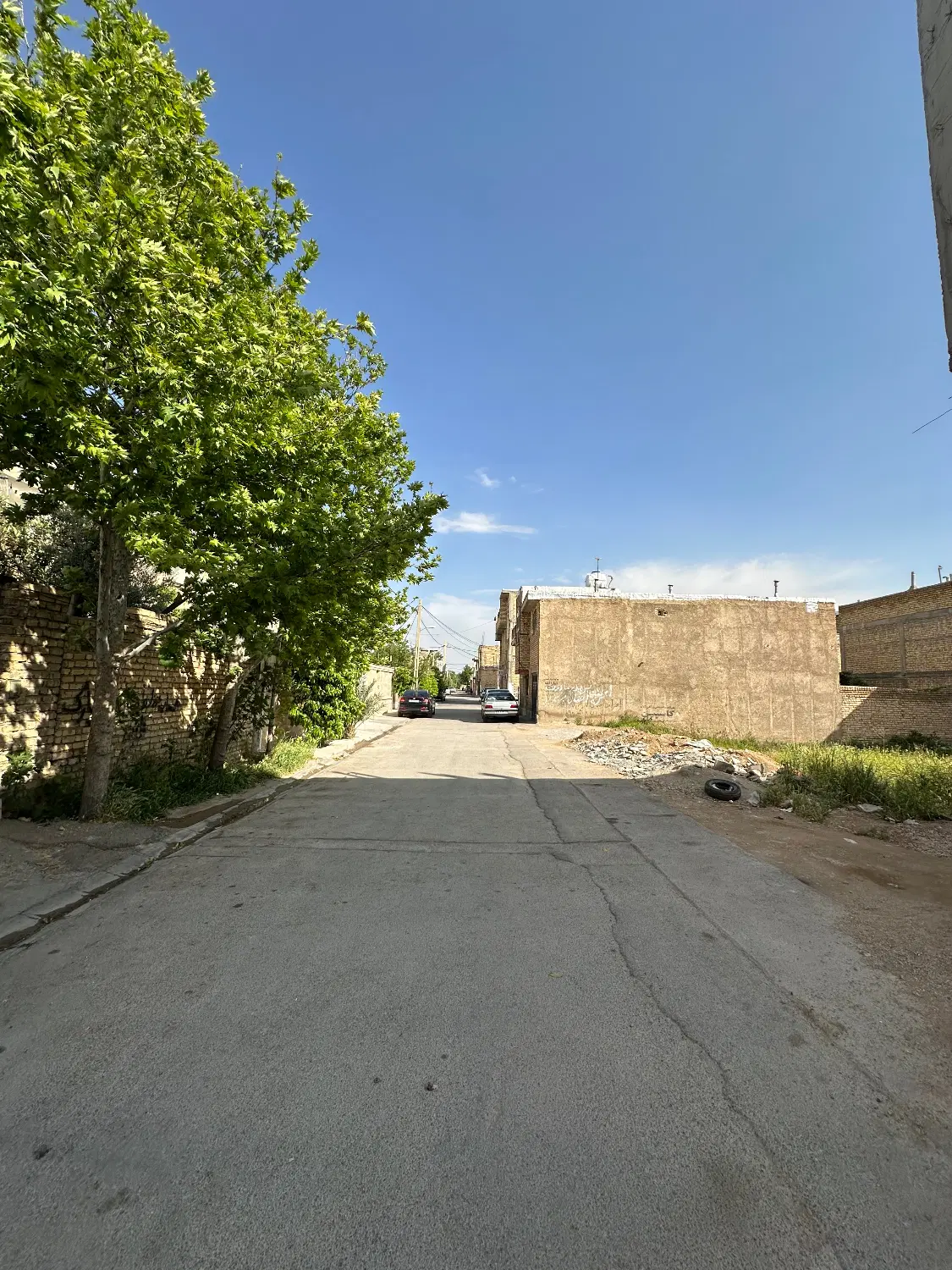 زمین ۲۰۰ متری مسکونی اکبراباد