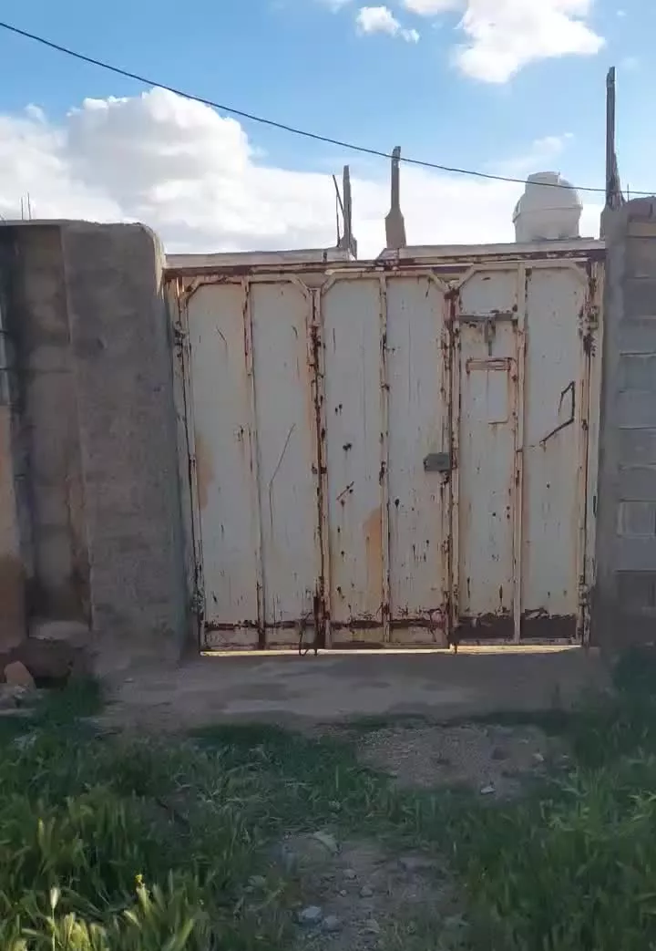 زمین کفترک (گشنکان)