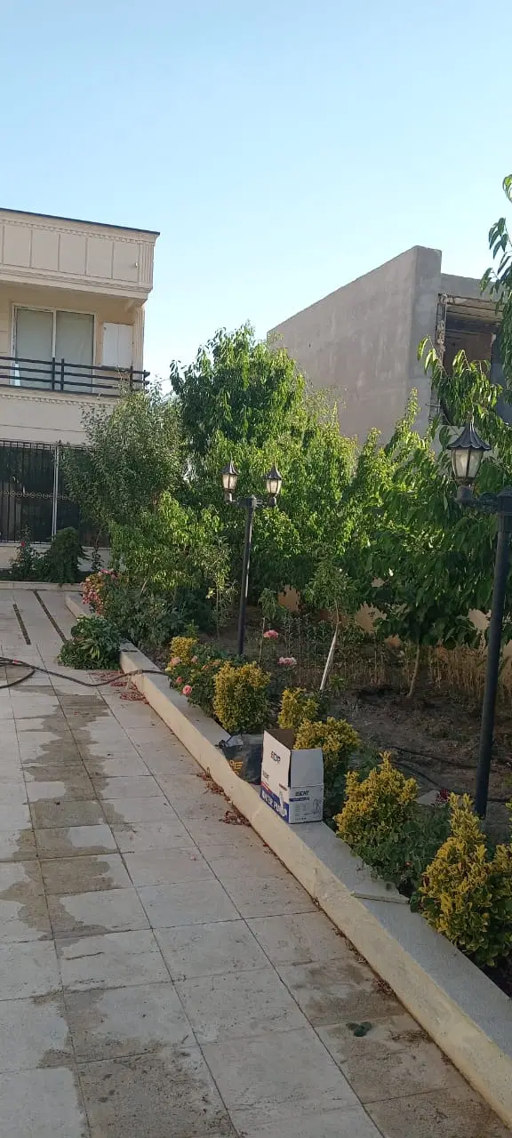 باغچه و ویلا آیینه ورزان