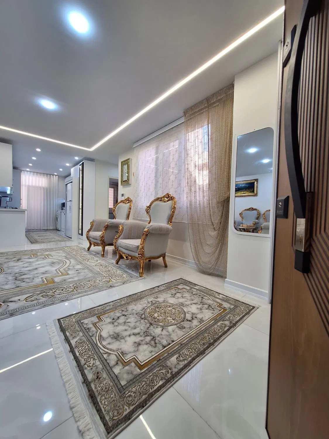 ۰ متری_فول امکانات_بازسازی کامل_با آسانسور_فردیس