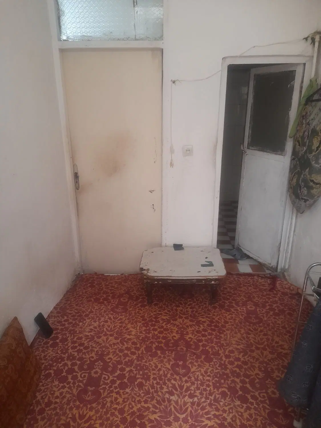 خانه ی ویلایی یک طبقه و نیم