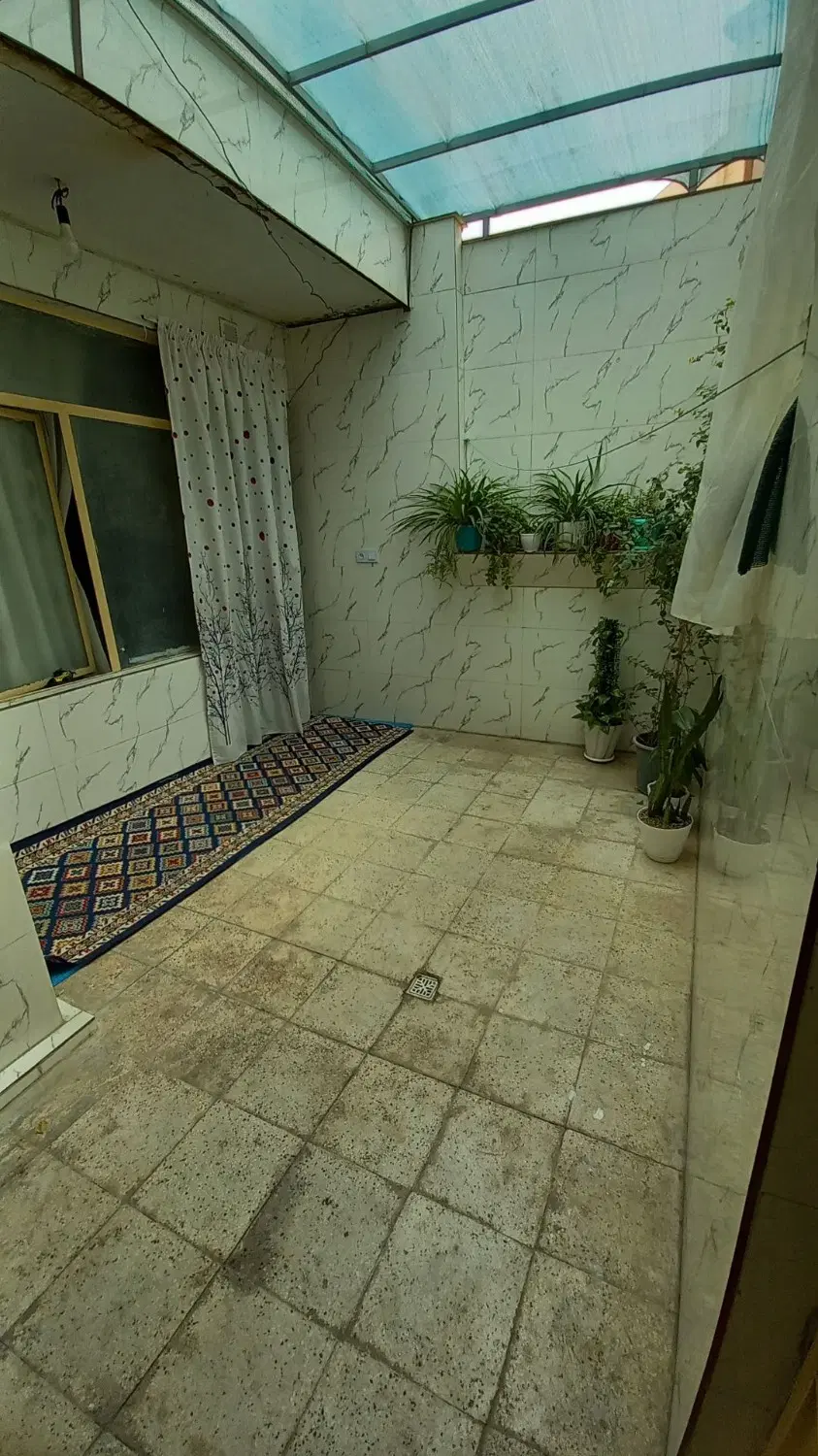 واحد 85 متری در پاکدشت
