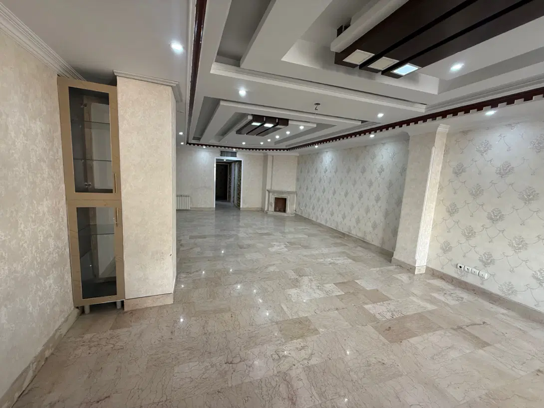 ۱۱۰ متر ۲ خواب نوساز فول ۲ پارکینگ فردوس۲۰٪زیرقیمت